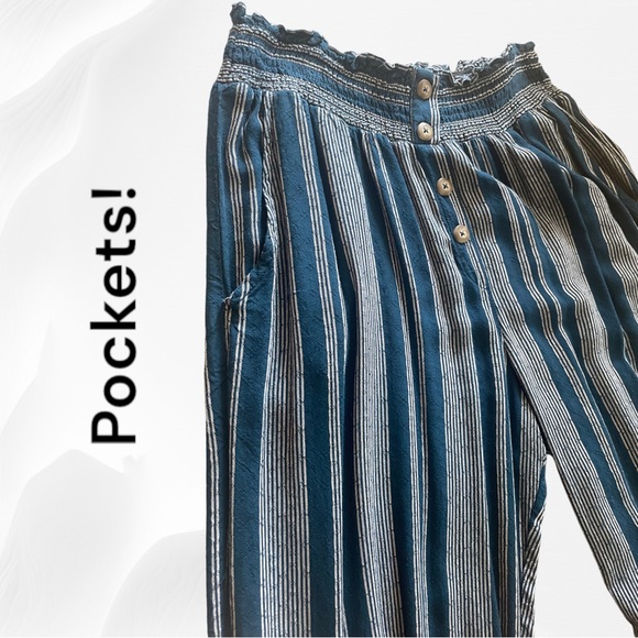 Xhilaration 2-Piece Set. 3/4 Length Sleeve Top & Cropped Pants, Women’s, Size M - Picture 12 of 14